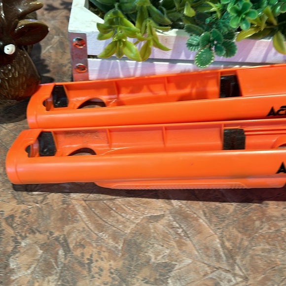 AcTivision Cabela’s orange Wii double barrel shotgun accessories - Picture 8 of 9